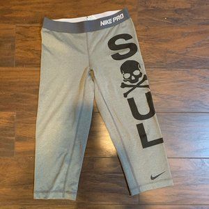 Nike Pro SOUL CYCLE Cropped Leggings